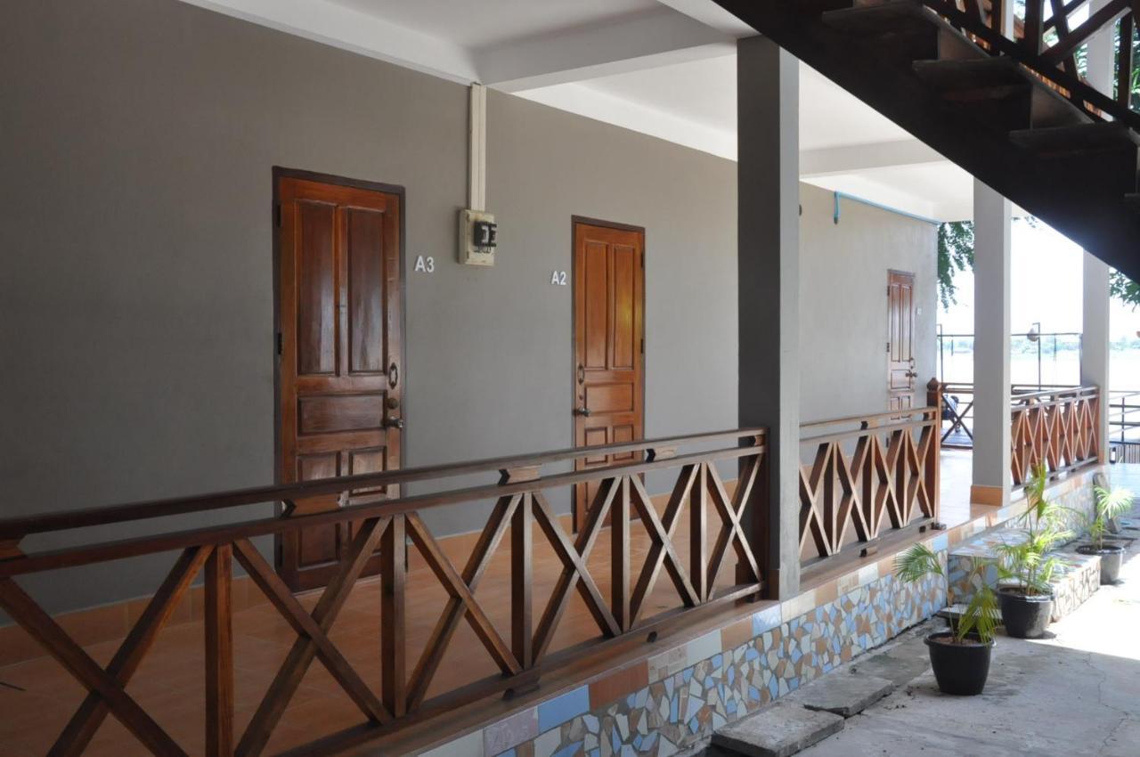 Pilgrim'S Kitchen & Inn Savannakhet Eksteriør billede