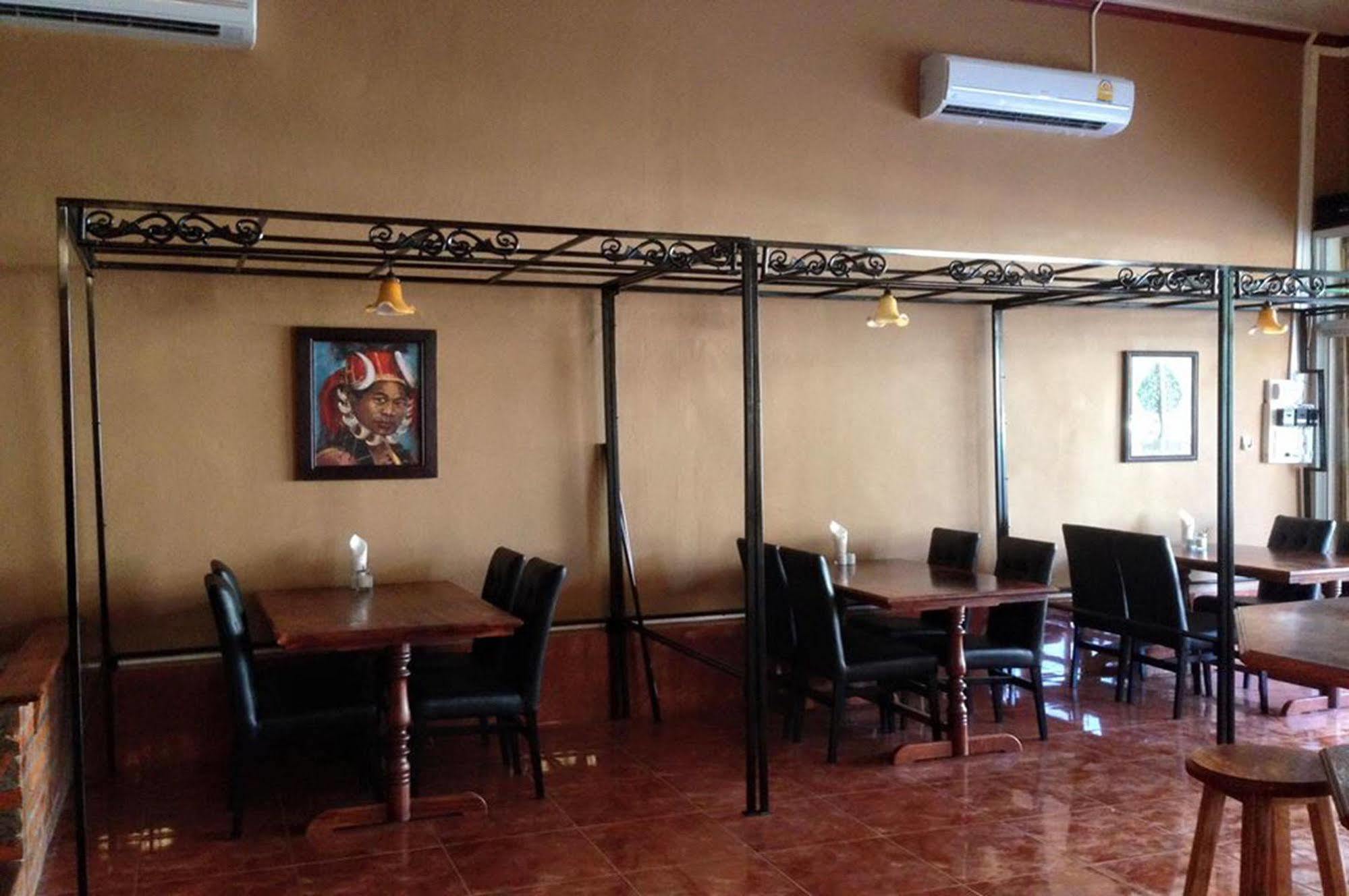 Pilgrim'S Kitchen & Inn Savannakhet Eksteriør billede