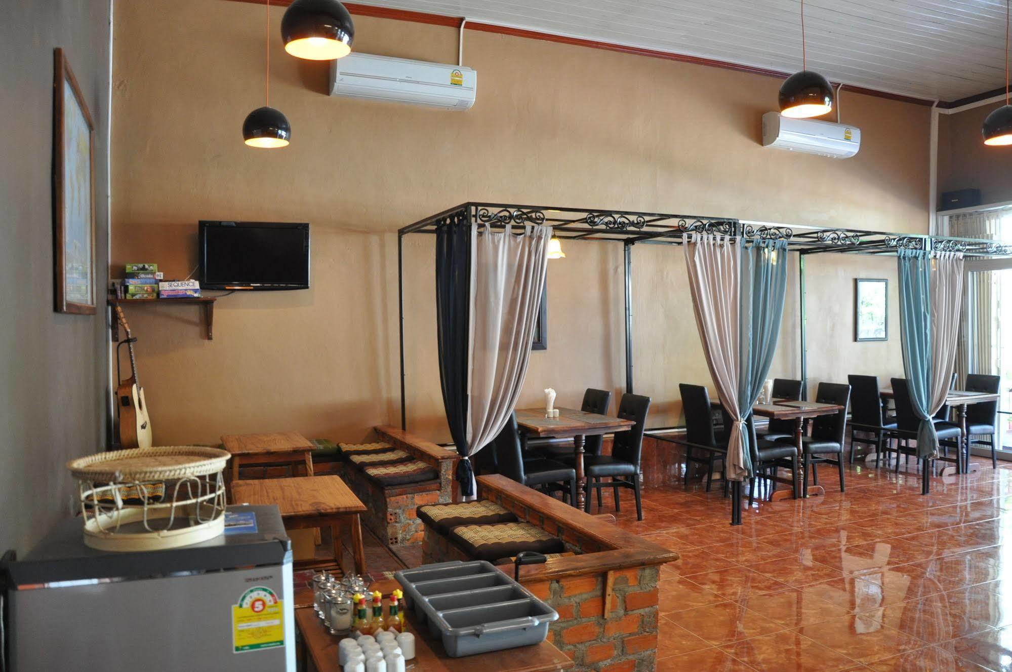 Pilgrim'S Kitchen & Inn Savannakhet Eksteriør billede